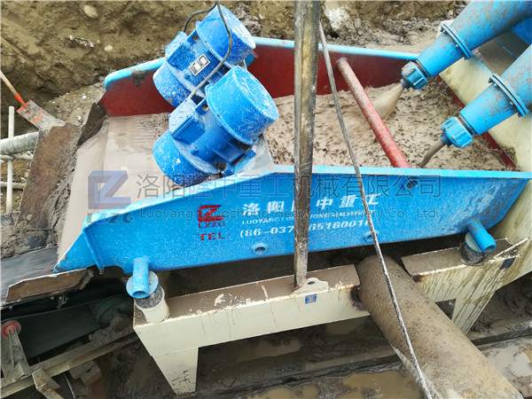 細沙回收機現(xiàn)場